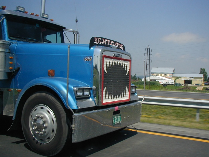 06 Truck With Teeth close
