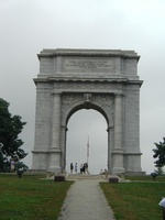 09 Memorial Arch